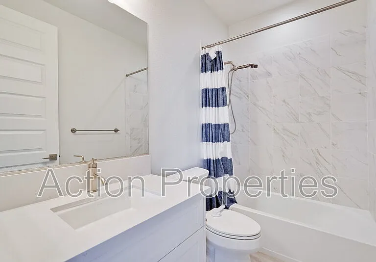 2388 Toledo Ter — Photo 19