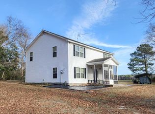 10397 Bayside Rd, Machipongo, VA 23405