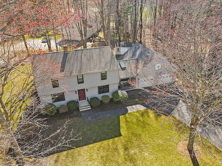 6 Iris Dr — Photo 8
