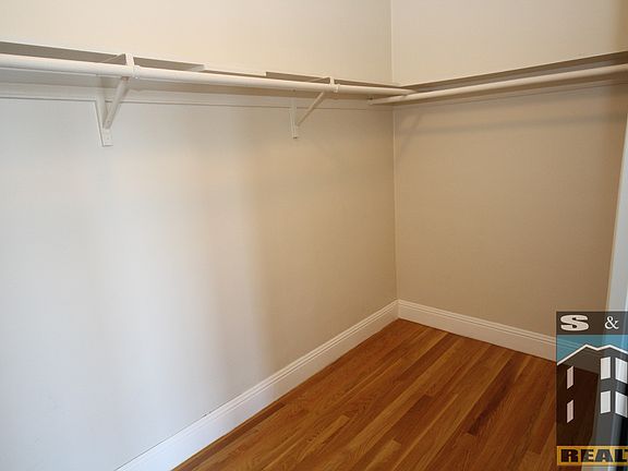 5th image of 1096 Pine St APT 502