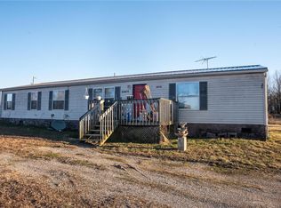 20430 Granger Ln, Lebanon, MO 65536