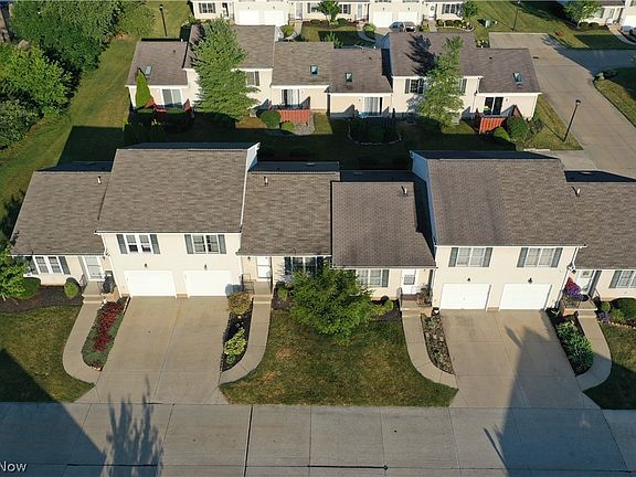 2nd image of 900 Amherst Ln #M-50