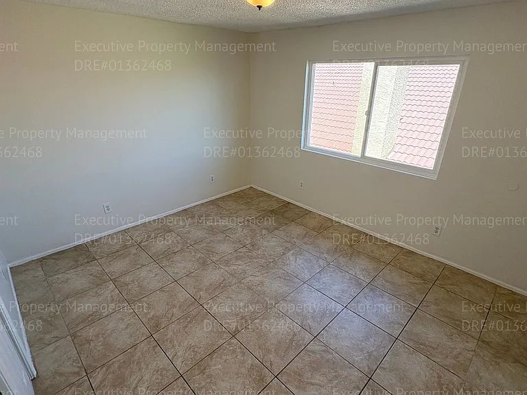 1405 Pacific St — Photo 19