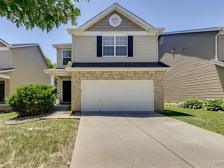 529 Parkgate Dr — Photo 1