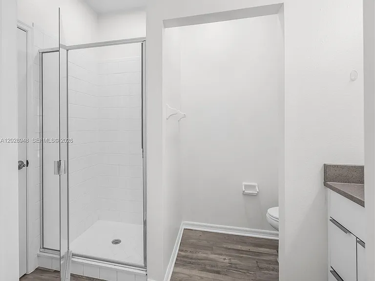 434 Castlemain Cir — Photo 26