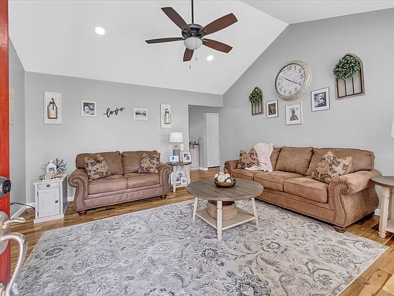 2nd image of 491 Hobbs Rd