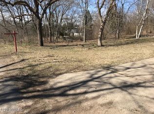 15656 Old Walton Rd, Buchanan, MI 49107