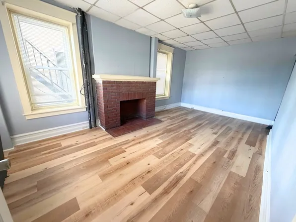 147 W Buttonwood St Floor 1, Reading, PA 19601