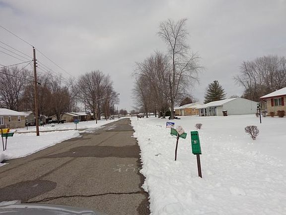3rd image of 209 West St
