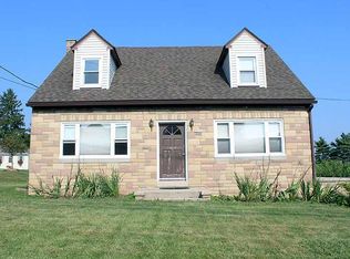 113 S State St, Brownstown, PA 17508