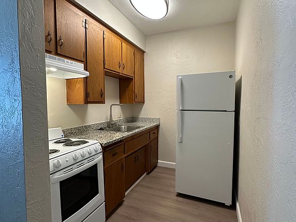 2nd image of 4500 63rd St APT 2