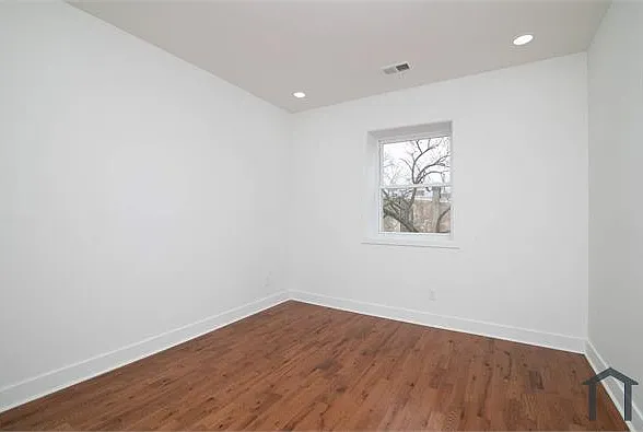 3035 W Diamond St #3 — Photo 3