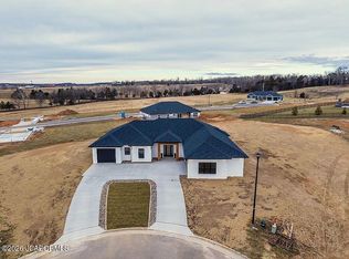 5710 Morning Glory Ct, Jefferson City, MO 65109