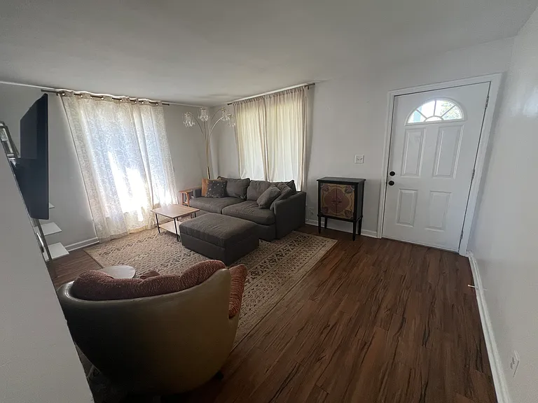 9610 Conklin Rd — Photo 6