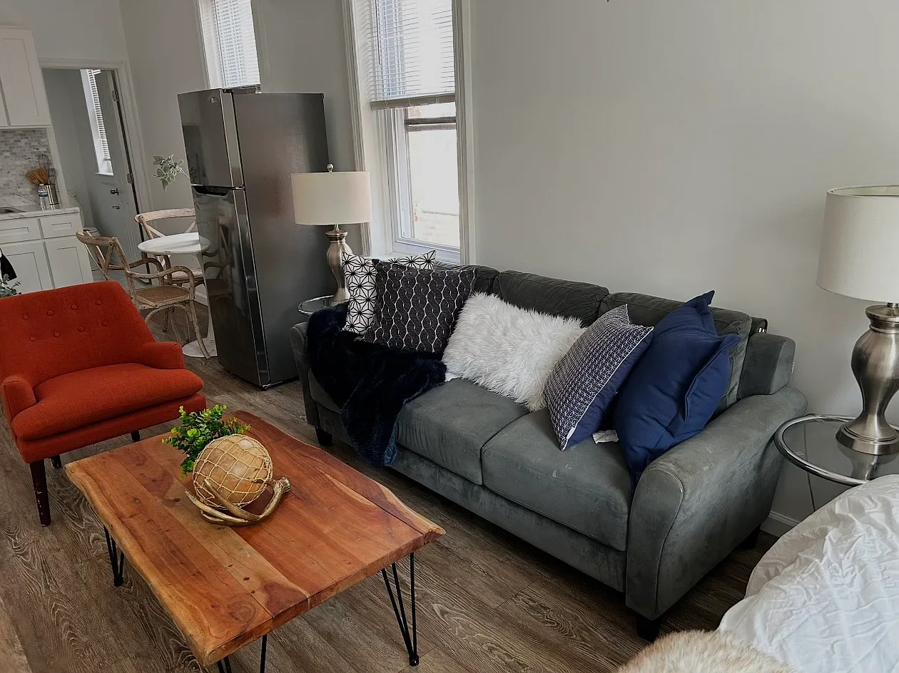 Studio, 500 sqft, $900 — Photo 4