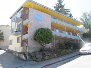 951 N 45th St APT 5, Seattle, WA 98103