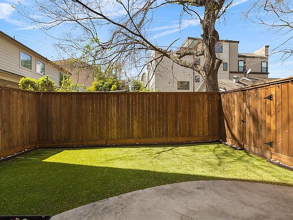 5th image of 409 Detering St
