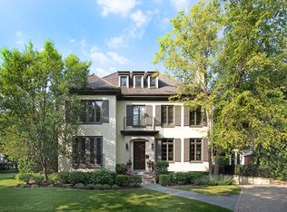 331 Abbotsford Rd, Kenilworth, IL 60043