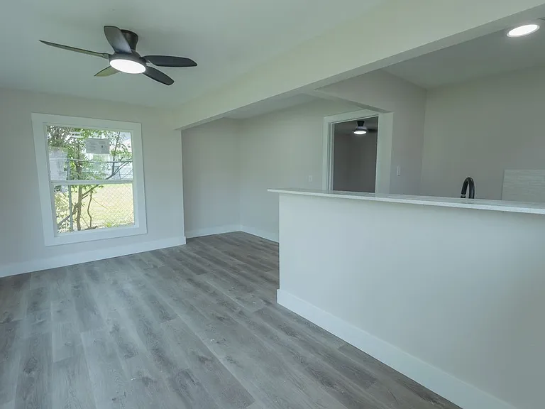 1714 Ethel Ave — Photo 6