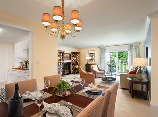86 Plymouth Dr #2A, Norwood, MA 02062
