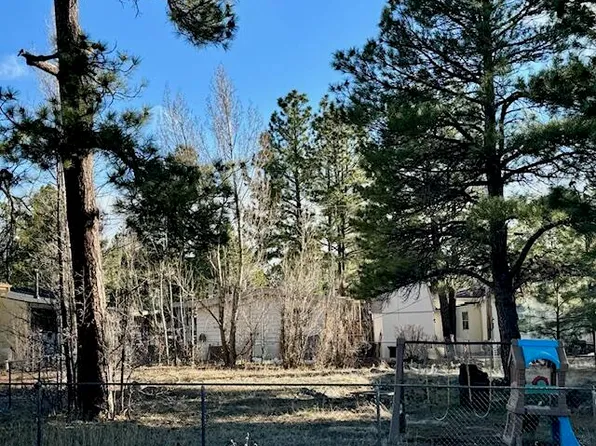 395 E CEDAR WOOD Drive #41, Munds Park, AZ 86017