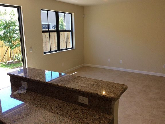 4th image of 8438 Blue Cove Way
