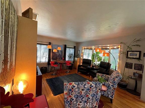 5th image of 1817 Poinsettia St
