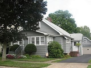 1st image of 410 Stowe St