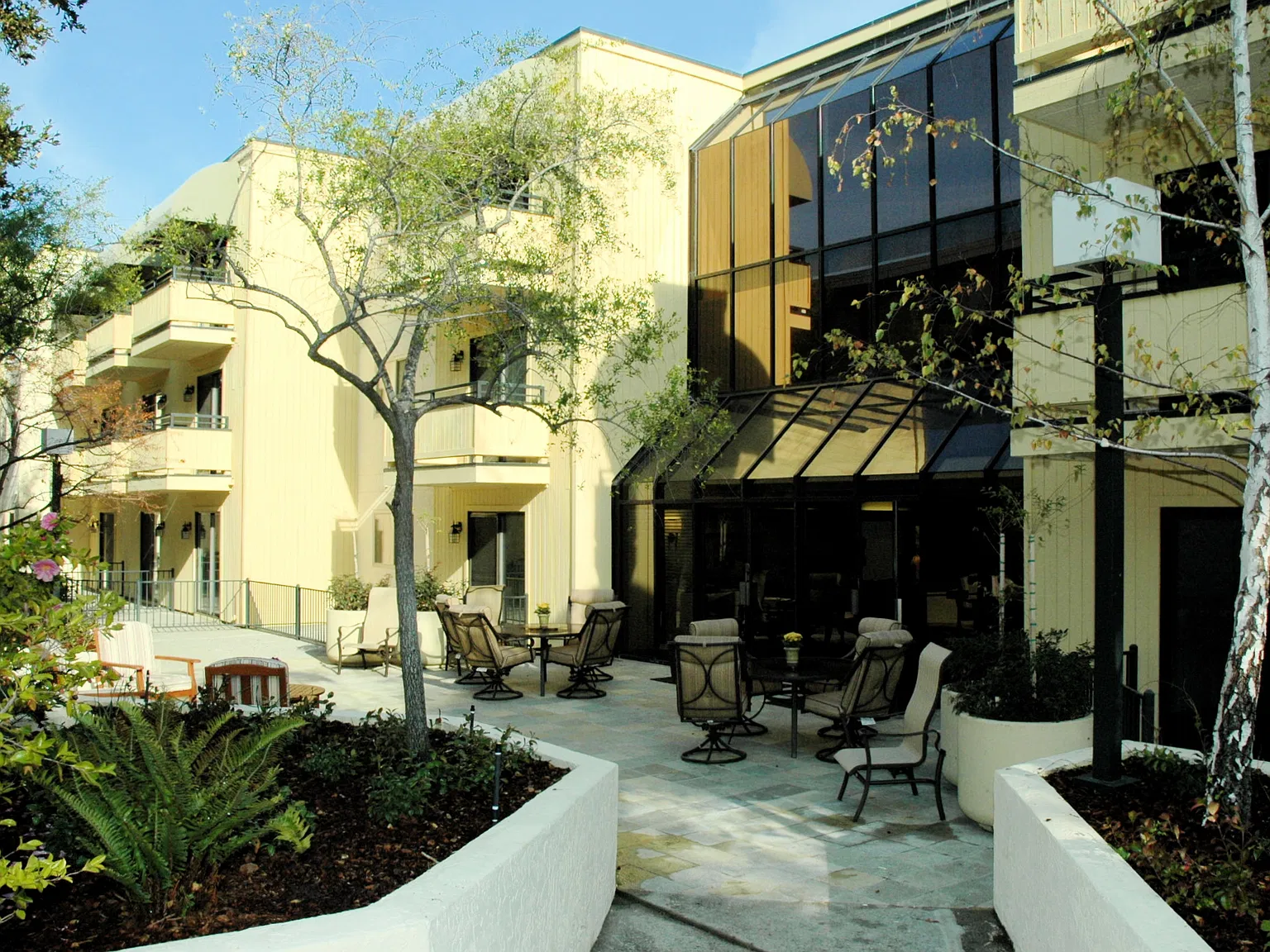 1 bed, 520 sqft, $2,395 — Photo 3
