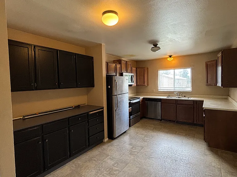 1438 N Amiron Way #D — Photo 5