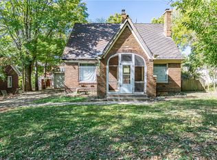 1002 W Lincoln Park Dr, Decatur, IL 62522