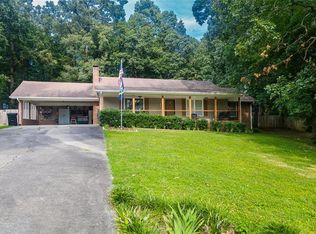 109 Westwood Dr, Cartersville, GA 30120