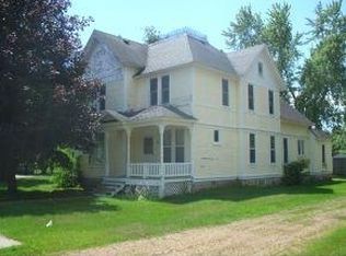 135 S Center St, Plainfield, WI 54966