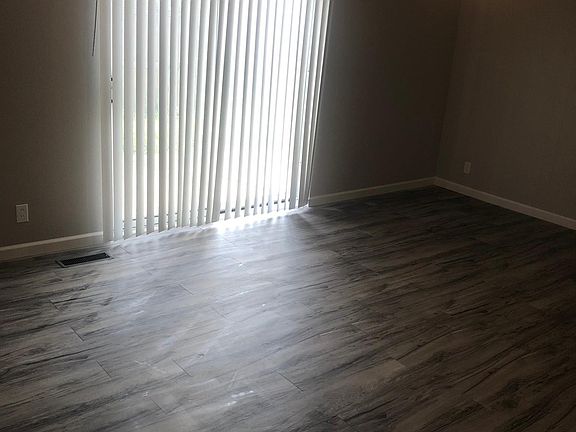 5th image of 10427 Briarbend Dr APT 5