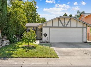 10 Shady Lake Ct, Sacramento, CA 95834