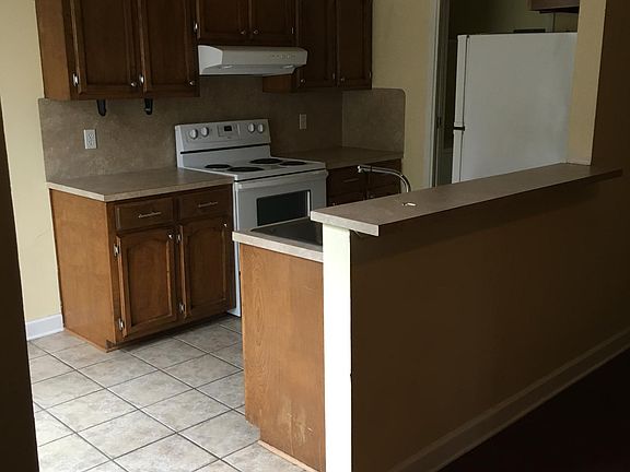 8011D Summa ave kitchen.