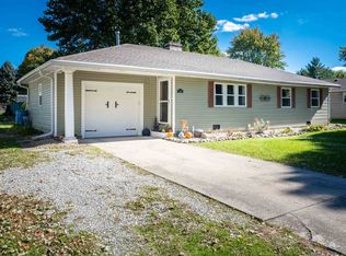 1114 S Hoffer Dr, Muncie, IN 47304