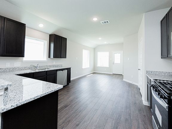 Kitchen to Dining Area