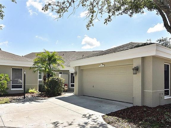 2nd image of 21693 Sungate Ct