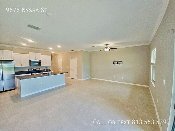 4th image of 9676 Nyssa St