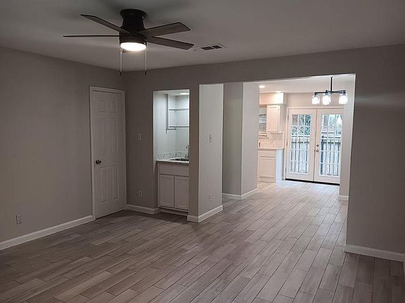 4th image of 8402 Fathom Cir #106