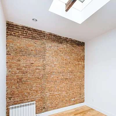 Rented by Nooklyn NYC LLC | media 26