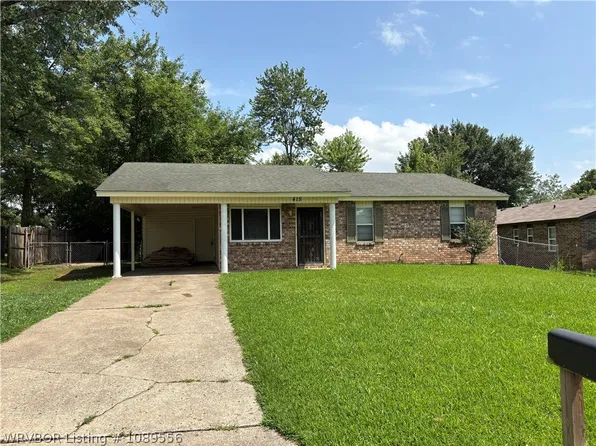415 E 42nd Cir, Van Buren, AR 72956