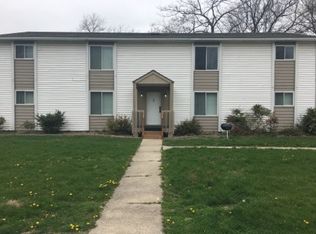 1 Milford Dr APT D, Freeburg, IL 62243