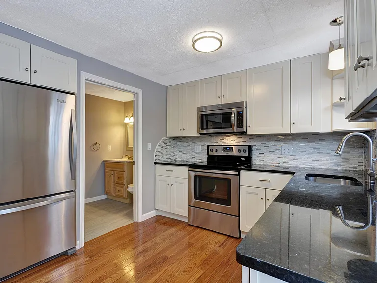 New kitchen