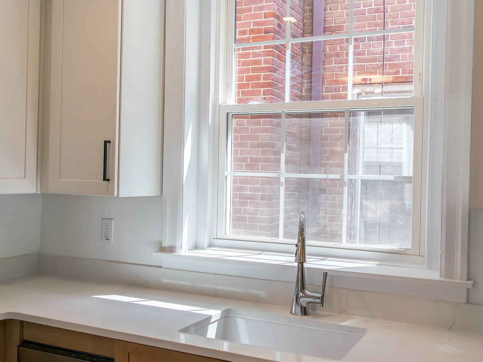 1 bed, 1029 sqft, $5,000 — Photo 4
