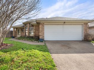 7159 Laurelhill Ct S, Fort Worth, TX 76133