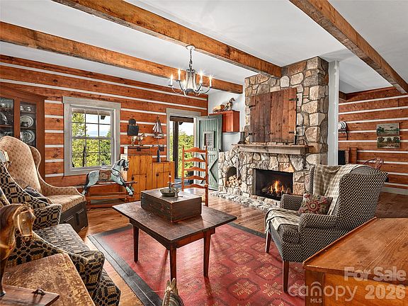 4th image of 571 Fletcher Martin Rd