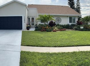 1286 Larch Way, Wellington, FL 33414