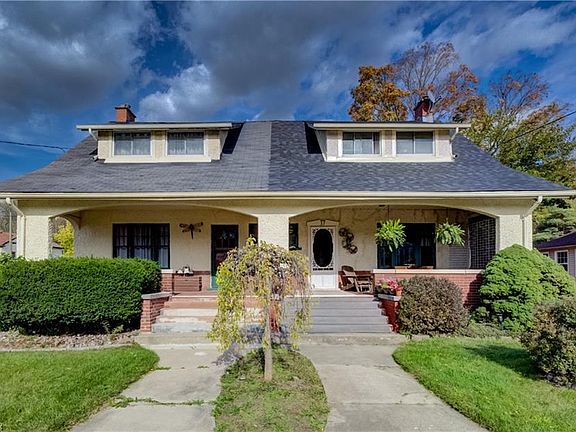 2nd image of 37 Willow St